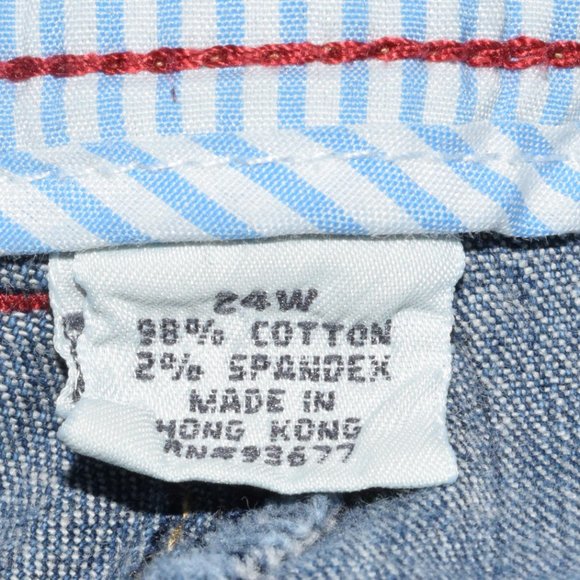 St. John's Bay Woman Stretch Plus Size Capri Cuff Blue Jeans - Picture 5 of 6